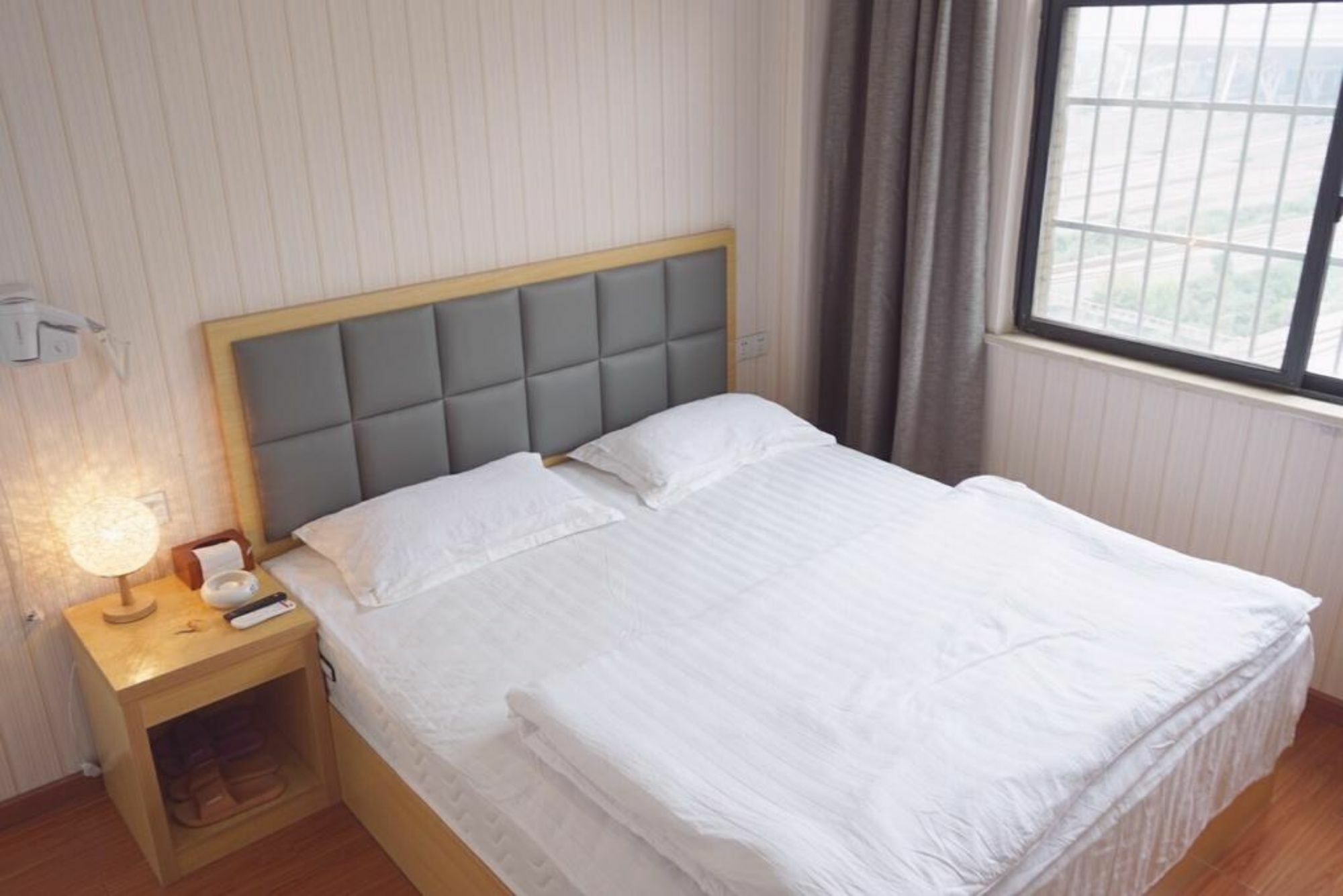 Huanlesong Youth Hostel Wuhan Extérieur photo